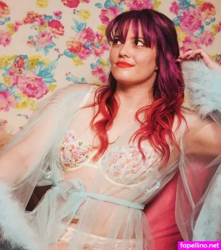 Whitney Van Laningham OnlyFans Thumbnail #BdcxGfgiAN