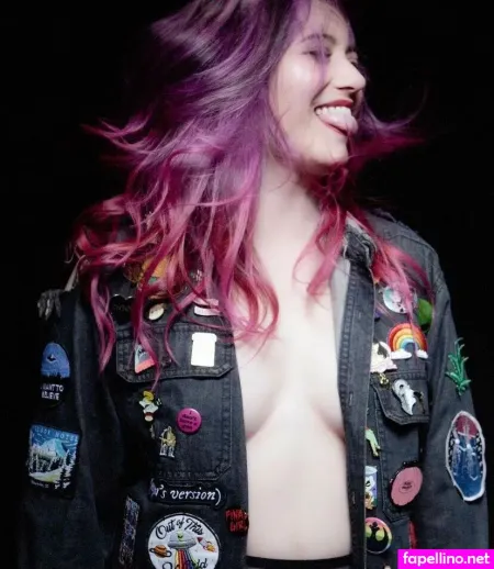 Whitney Van Laningham OnlyFans Thumbnail #rHJn4aTike