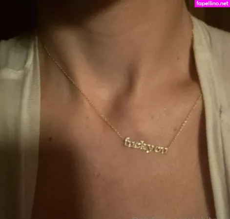 Whitney OnlyFans Thumbnail #VHosVS4sdd