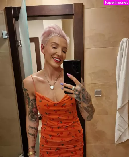 Who On Earth Is Anna OnlyFans Thumbnail #P0uTMBDSUR