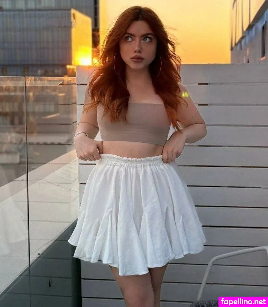 FannyColeson, LoraBarren, LynneAxtell, PhyllisBuoy Nude Leaked OnlyFans Photo #LdH6sssipt