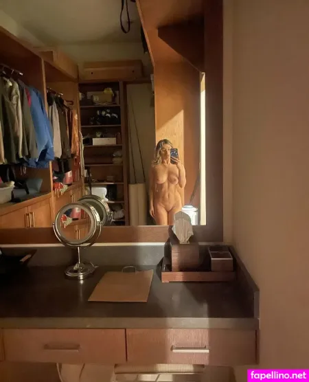 Whoisvictoriax OnlyFans Thumbnail #QvMSkPYVMg