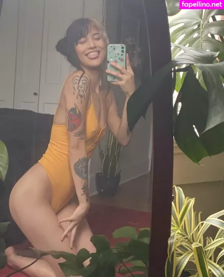 Whoreticulture OnlyFans Thumbnail #71vTsnheNm