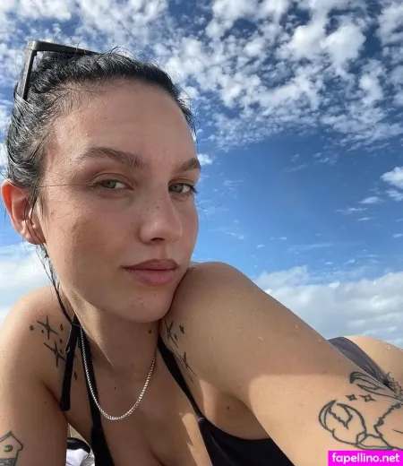 Whosrobin OnlyFans Thumbnail #nXn0rrcT3b