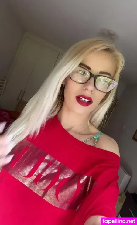 Whosthagirl OnlyFans Thumbnail #DaRp0Z1DpI