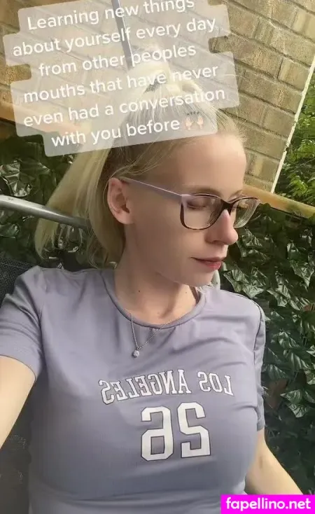 Whosthagirl OnlyFans Thumbnail #VW7WUYDkVo