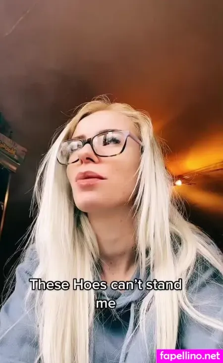 Whosthagirl OnlyFans Thumbnail #bWsyfD4gWD