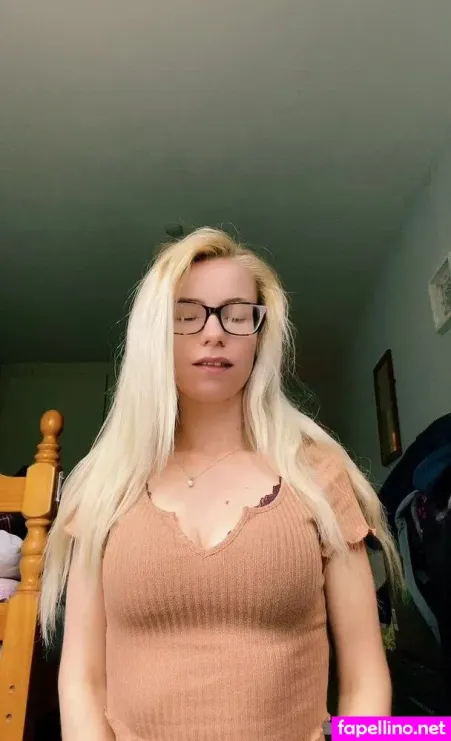 Whosthagirl OnlyFans Thumbnail #xAIA3n20xz