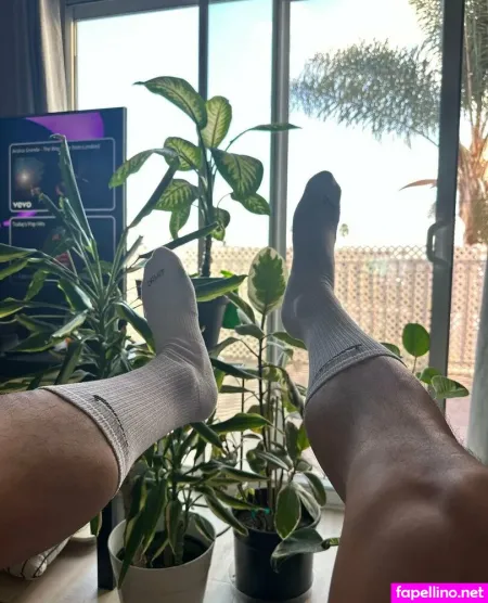 Whxlesxme Boi OnlyFans Thumbnail #O8aAxSY9mT