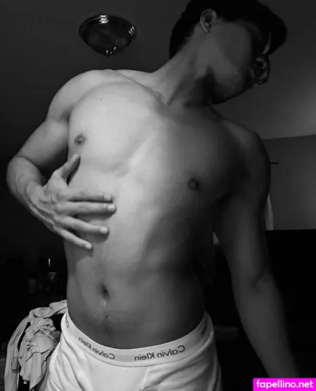 Whxlesxme Boi OnlyFans Thumbnail #he8U15r9Pp