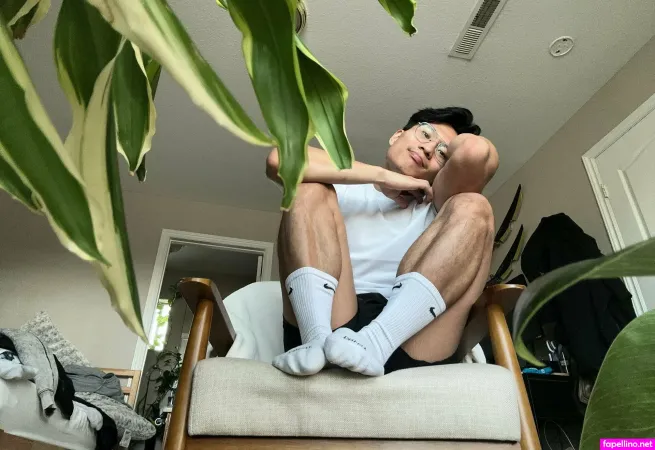 Whxlesxme Boi OnlyFans Thumbnail #tDlUFmSgd2