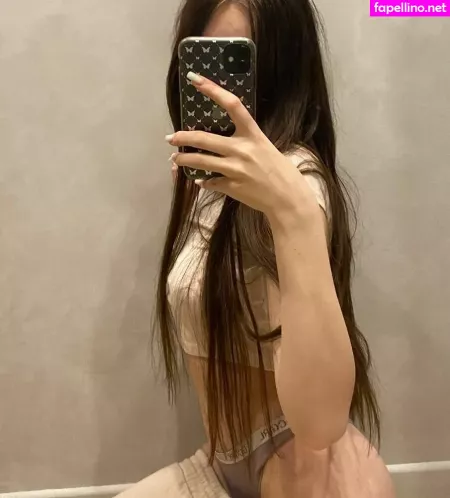 Whylollycry OnlyFans Thumbnail #iBGN52In5V