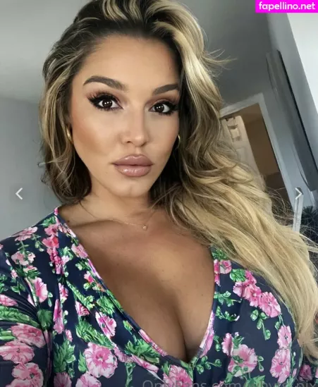 Whyt Michelle OnlyFans Thumbnail #V4l19khrIH