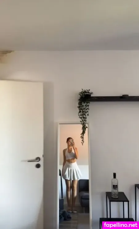 Wieke OnlyFans Thumbnail #0JQ5xPJxCH