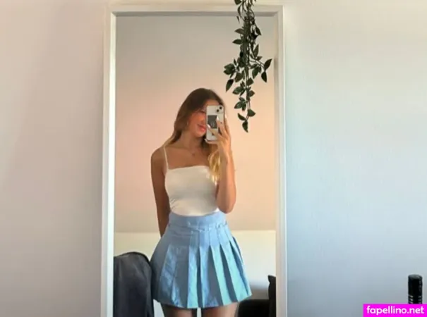 Wieke OnlyFans Thumbnail #FMiTQF3RGh