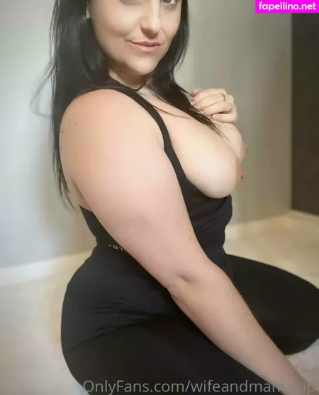 Wifeandmamavip OnlyFans Thumbnail #NkGoDyYFK1