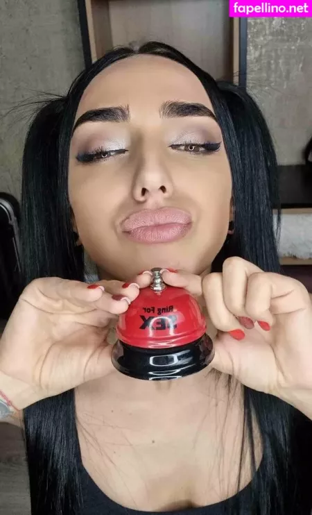 Wifebigboobs OnlyFans Thumbnail #zrTqkBletA