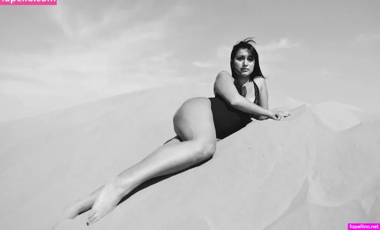 Wifemessalina OnlyFans Thumbnail #QqaxMF4wUH