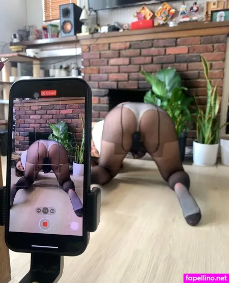 Wifey In Pantyhose OnlyFans Thumbnail #mMrYboYzS2