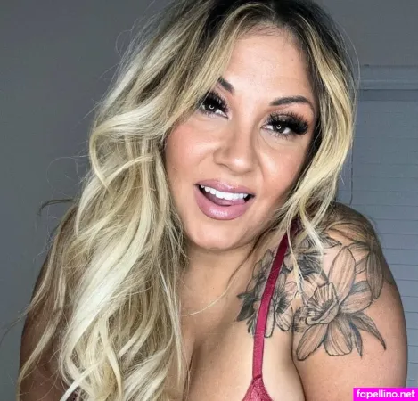 Wifey Sienna OnlyFans Thumbnail #06DuKEPuoT