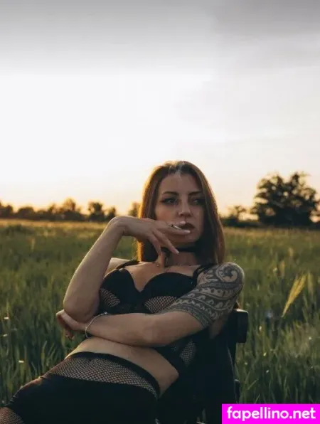 Wifeydelfi OnlyFans Thumbnail #ZxRBWpF2iy