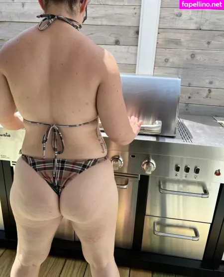 Wifeydoingthingz OnlyFans Thumbnail #4gx1uGBhrz