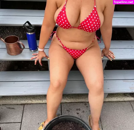 Wifeydoingthingz OnlyFans Thumbnail #5UHbPhMM3Y