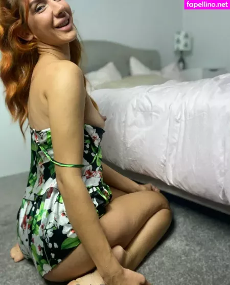 Wifeysummer OnlyFans Thumbnail #U4SkvTPv4m