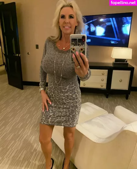 Wifeysworld OnlyFans Thumbnail #FTX7TL2k7M