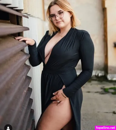 Wiki Loli OnlyFans Thumbnail #udZ3ez0csr