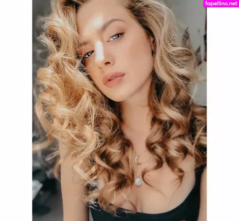 Wiktoria Gasiewska OnlyFans Thumbnail #8ALseHldAS