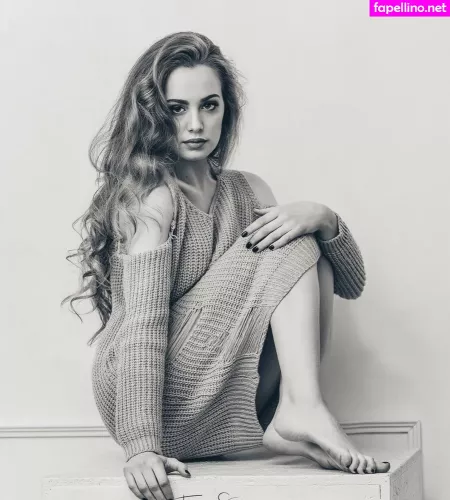 Wiktoria Gasiewska OnlyFans Thumbnail #F1YYggI0Oj