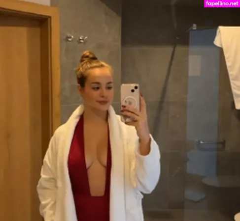 Wiktoria Gasiewska OnlyFans Thumbnail #IIId7sTZR8