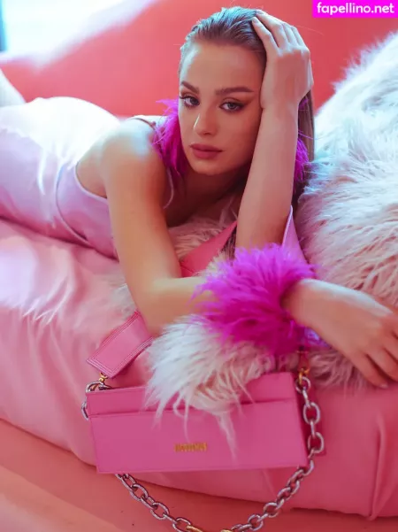 Wiktoria Gasiewska OnlyFans Thumbnail #fsl6i8OQz2