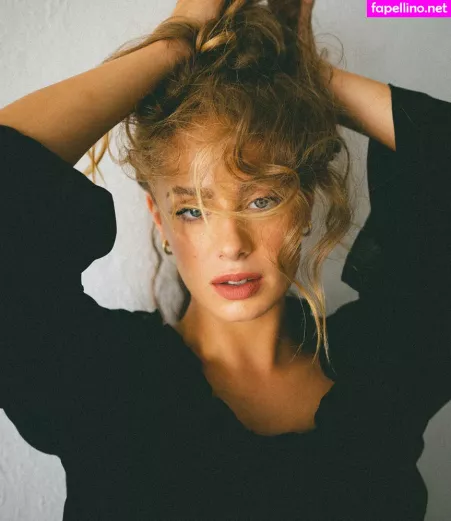 Wiktoria Gasiewska OnlyFans Thumbnail #gtoIDh9DwJ