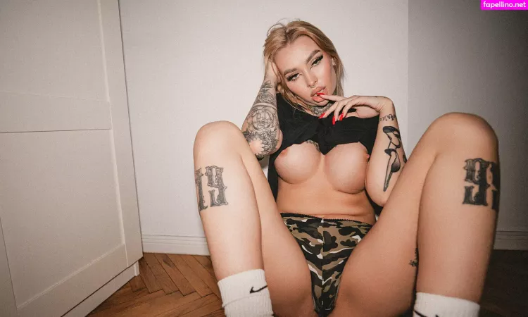 Wiktoria Robert OnlyFans Thumbnail #6YfQxOOFjK