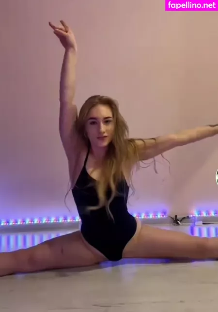 Wiktoria Stein OnlyFans Thumbnail #zRrFgBE18V