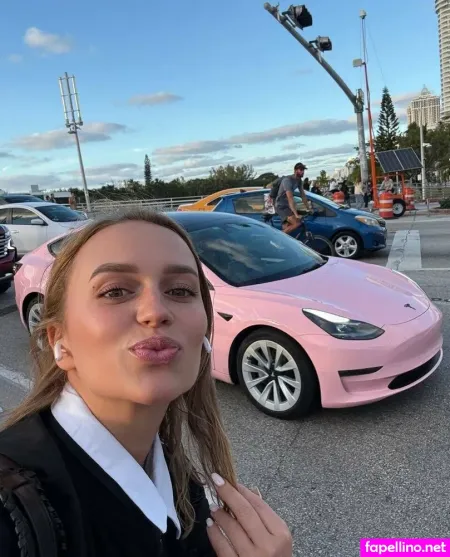 Wild Lisa OnlyFans Thumbnail #Zps7GNU55M