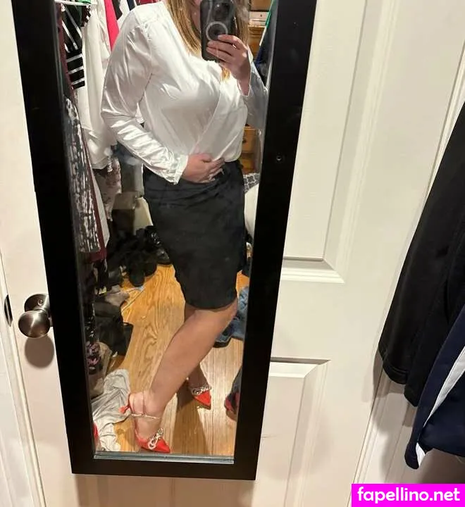 officiallyrileyrae, sexyhousewifeunplugged Nude Leaked OnlyFans Photo #WLRG9LXq04