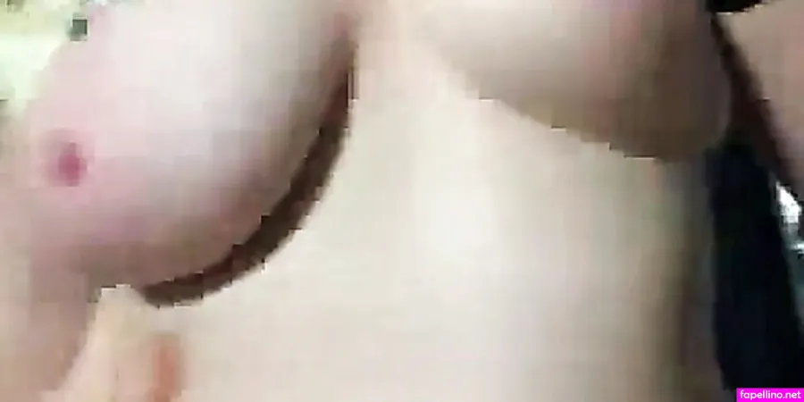 Wildbianca OnlyFans Thumbnail #FQC0obFYJx