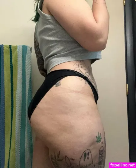 Wilderiley420 OnlyFans Thumbnail #KwnnPzQL0D