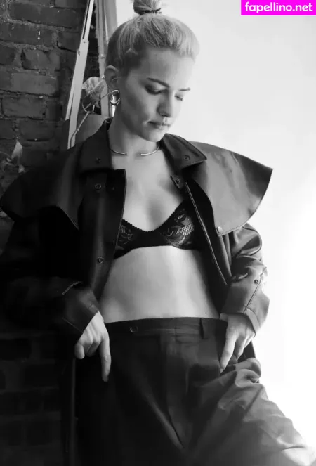 Willa Fitzgerald OnlyFans Thumbnail #iaKj4fU2Z1