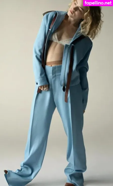 Willa Fitzgerald OnlyFans Thumbnail #jVgesoEP9F