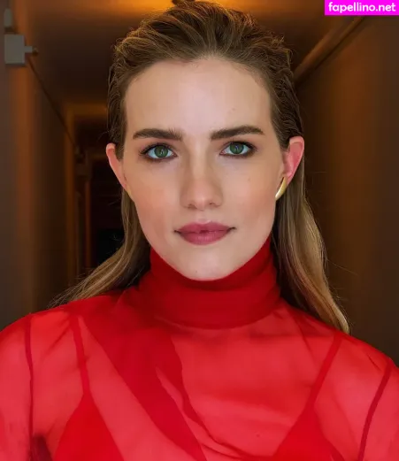 Willa Fitzgerald OnlyFans Thumbnail #mjltWYhHC1