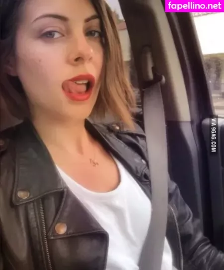 Willa Holland OnlyFans Thumbnail #3AEIMHOYTm