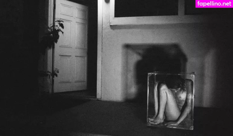 Willa Holland OnlyFans Thumbnail #580BndOM7p