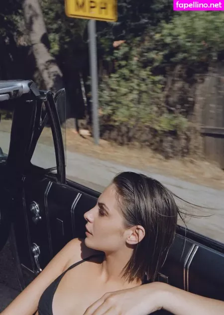 Willa Holland OnlyFans Thumbnail #AO6vSgo8YM