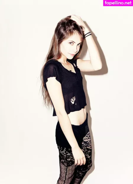 Willa Holland OnlyFans Thumbnail #ClINCcrjle