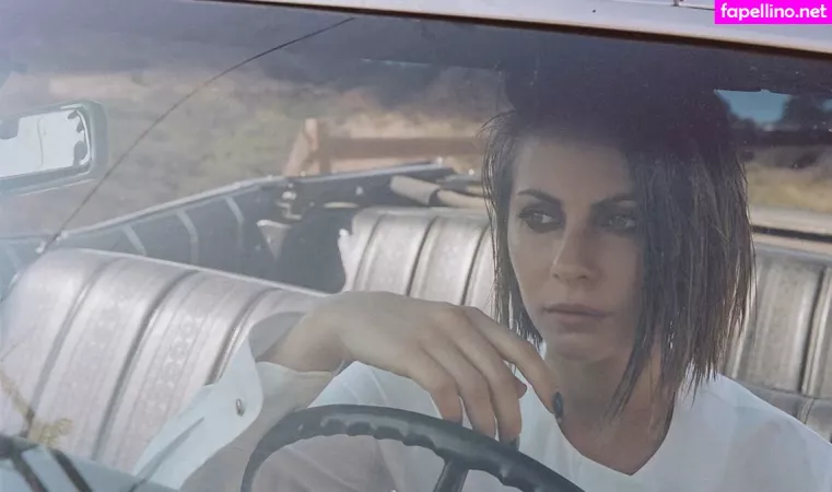 Willa Holland OnlyFans Thumbnail #LnSg41X8Il