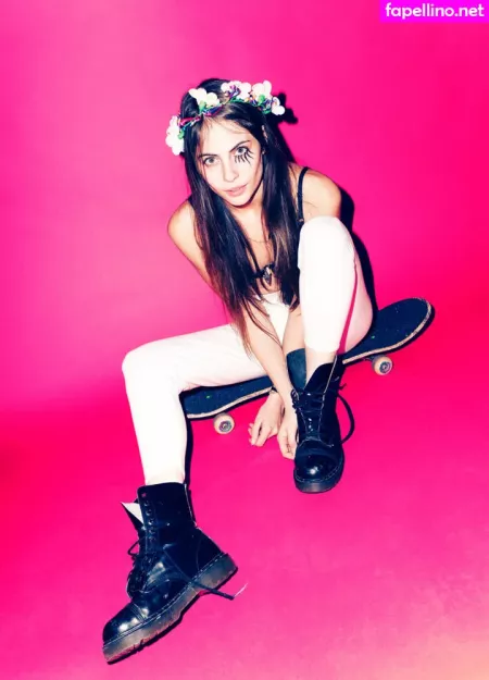 Willa Holland OnlyFans Thumbnail #UdQQJg4OuM